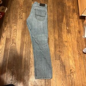 Levi’s Denizen 216 Slim Fit men’s